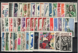 Année Complete 1961 N** MNH Luxe , YV 1281 à 1324 , 44 Timbres , Cote 66 Euros - 1960-1969