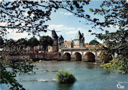 CHATELLERAULT Le Pont Henri IV 18(scan Recto-verso) MA1751 - Chatellerault