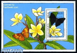 Maldives 1993 Butterflies & Flowers S/s, Rohana Parisatis, Mint NH, Nature - Butterflies - Flowers & Plants - Maldivas (1965-...)