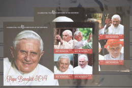 Mikronesien Kleinbogensatz 2377-2384 Postfrisch Papst Benedikt XVI #GC854 - Micronesië