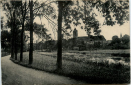 Güstrow, Promenade Mit Dom-Kirche - Guestrow