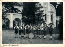 Unsere Musikkapelle, St. Franziskus-Haus, Altötting - Altötting