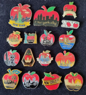 16 PIN'S - NEW-YORK CITY - NY - APPLE - POMME - STATUE DE LA LIBERTE - LIBERTY ISLAND - USA - ETATS UNIS AMERIQUE - Steden