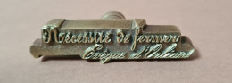 Rare. Ancien Sceau, Cachet, Tampon. Matière Bronze. Évêque D'Orléans. Nécessité De Fermer - Timbri