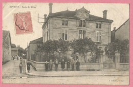 F2621   CPA   REVIGNY  (Meuse)  Ecole Des Filles  +++++ - Revigny Sur Ornain