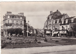 14. DEAUVILLE. CPA .LA PLACE MORNY.. + TEXTE ANNEE 1948 - Deauville