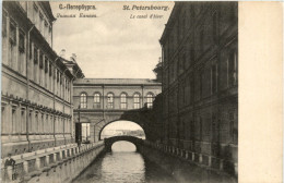 St. Petersbourg - Le Canal D Hiver - Russland