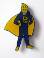 Pin's à Définir "Superman" D100 - Other & Unclassified