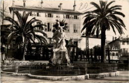 Grasse, La Statue De Fragonard - Grasse