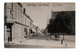 89 AILLANT SUR THOLON - La Place - Cliché Toulot - Hôtel De Paris - Route D'Auxerre - Aillant Sur Tholon