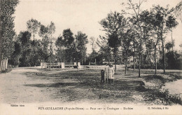 Puy Guillaume * Pont Sur La Credogne , Darbize * Enfants Villageois - Autres & Non Classés