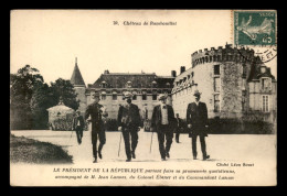 78 - RAMBOUILLET - LE PRESIDENT EN PROMENADE AU CHATEAU AVEC J. LANNES, LE COLONEL EBENER ET LE CDT LASSON - Rambouillet (Château)