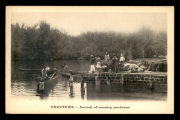 SIERRA LEONE - FREETOWN - ARRIVAL OF COUNTRY PRODUCES - Sierra Leona