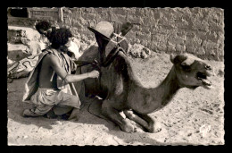 MAURITANIE - MAURE SELLANT SA MONTURE - Mauritanië