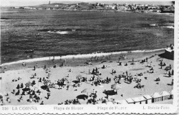 España - Tarjeta Postal - LA CORUÑA - Playa De Riazor  ( Mirar Verso Da Tarjeta Postal) - Foto  L. Roisin - La Coruña