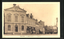 CPA Desvres, La Mairie Et La Rue De L`Eglise  - Desvres