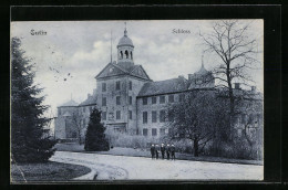 AK Eutin, Strassenpartie Mit Schloss  - Eutin