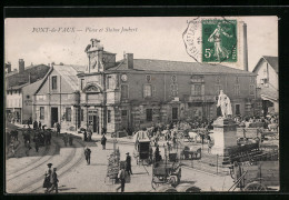 CPA Pont-de-Vaux, Place Et Statue Joubert  - Pont-de-Vaux