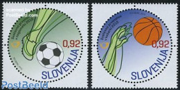 Slovenia 2010 World Cup Football, Basketball 2v, Mint NH, Sport - Various - Basketball - Football - Sport (other And M.. - Pallacanestro