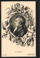 Künstler-AK Komponist W. A. Mozart, Seitlich Portraitiert, Von Engeln Umgeben  - Artistes
