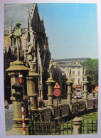 BELGIQUE - BRUXELLES - Square Du Petit Sablon - Plazas