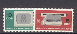 DDR    907/908   * *  TB  - Unused Stamps