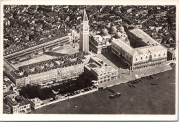 18-4-2024 (2 Z 23) Italy - Piazza San Marco (Basilica) - Bridges