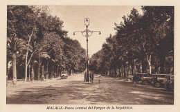 Malaga - Paseo Central Del Parque De La Republica - Málaga