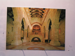 Mont Tabor - La Basilique De Transfiguration - Israele