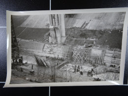 Min.Trav.Pub. Albert Kanaal Vernielde Brug Vroenhoven 30-11-1944  /26/ - Places