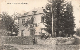 FRANCE - Ménoire - Mairie Et Ecole - Animé - Carte Postale Ancienne - Other & Unclassified