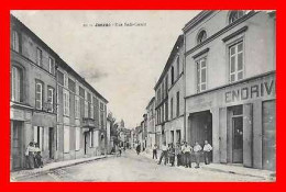 CPA (17) JONZAC. Rue Sadi-Carnot, Animé, Atelier De Chaudronnerie. *7978 - Jonzac
