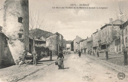 FRANCE - Blesle - La Rue Du Vallat Et La Route D'Anzat Le Luguet - Animé - Carte Postale Ancienne - Blesle