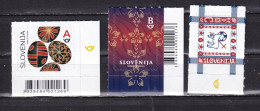 SLOVENIA-2023-EASTER SELF ADHESIVE-MNH. - Pâques