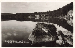 FRANCE - Le Lac Pavin - Roches éruptives De La Rive Sud-est - Carte Postale - Sonstige & Ohne Zuordnung