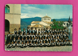 E-Italie-92P  CASCIA, Alveare Di S.Rita, Groupe De Chanteurs, Enfants - Perugia