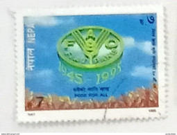 Nepal - 1995 - The 50th Anniversary Of F.A.O. - Used. (D) Condition As Per Scan. ( 21/04/2020 ) - Népal
