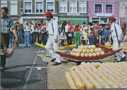 HOLLAND NETHERLAND ALKMAAR WAAGPLEIN CHEESE MARKET POSTCARD CARTOLINA ANSICHTSKARTE CARTE POSTALE POSTKARTE CARD - Amerongen