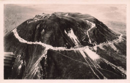 FRANCE - Le Sommet Du Puy De Dôme Et Sa Route Automobile - Vus D'avion - Carte Postale - Otros & Sin Clasificación