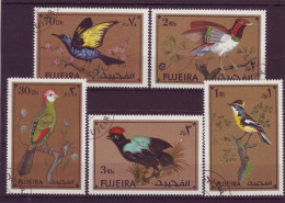 Asie - Fujeira - Oiseaux  - 5 Timbres Différents - 7085 - Fudschaira