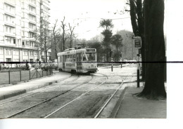 Photographie .BELGIQUE. BRUXELLES .Tramway .  Ligne 32.  A N C O - Trains