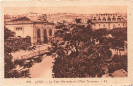 FRANCE - Lyon - La Gare Perrache Et L'hôtel Terminus - Carte Postale Ancienne - Andere & Zonder Classificatie