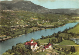 Creps Et Pusigneu * Vue Générale Aérienne Sur Le Château De Mérieu Et Le Rhône - Autres & Non Classés