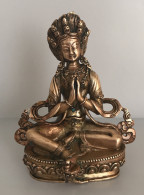 Magnifique Statuette De Bodhissatva Guan Yin En Position De Añjali-mudrã. Tibet - Népal, 1ère Moitié 20ème Siècle - Arte Asiático