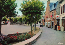 Ile De Bréhat * La Place Du Bourg * Coiffeur * Commerces Magasins - Ile De Bréhat