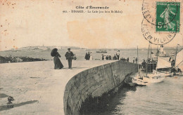 FRANCE - Côte D'Emeraude - Dinard - Vue Sur La Cale (au Loin St Malo) - Vue Générale - Animé - Carte Postale Ancienne - Dinard