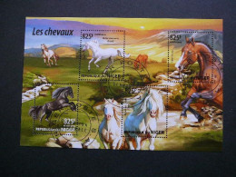 Horses Pferde Les Chevaux # Niger # 2015 Used S/s #833 Mammals - Cavalli