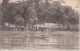 AFRIQUE OCCIDENTALE - Village Au Bord D'une Rivière - Zuid-Afrika