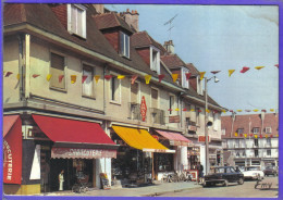 Carte Postale 76. Yvetot Le Jubilé  Bar Tabac  Charcuterie  Rue Des Princes D'Albon   Très Beau Plan - Yvetot