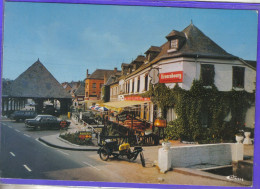 Carte Postale 76. Clères Auberge Du Cheval Noir   Tricycle Très Beau Plan - Clères